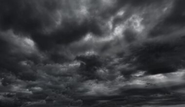 Cod galben şi portocaliu de vânt, vijelii şi grindină în mai multe zone din țară. Rafale de până la 90 km/h