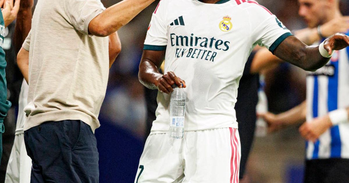 „Suntem în era hărțuirii”. FOTO. Jose Mourinho îl apără pe Vinicius, după incidentele din meciul cu Espanyol: „E prea mult”. A primit o replică dură