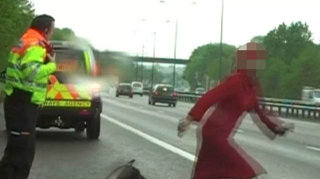 Ny dokumentär om svenska tvillingsystrar i bil- och knivdrama i Storbritannien