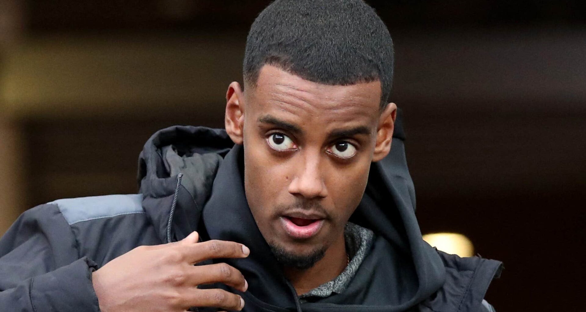 Mohamed Salahs krav – pekar ut Alexander Isak | Premier League