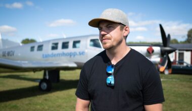 Henrik Bjerkeryd var med vid fallskärmsolyckan i Strömstad – två dog