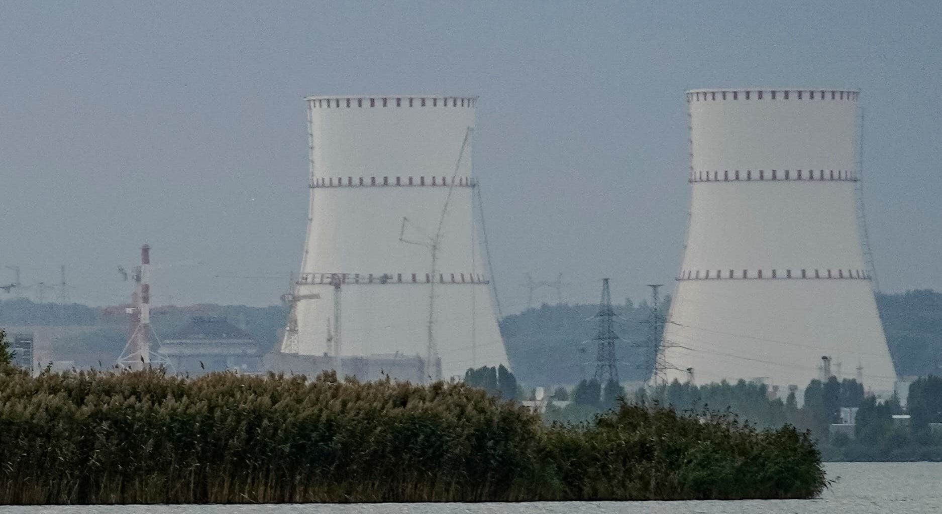 Brand vid kärnkraftverk i Kursk – träffades av ukrainsk drönare