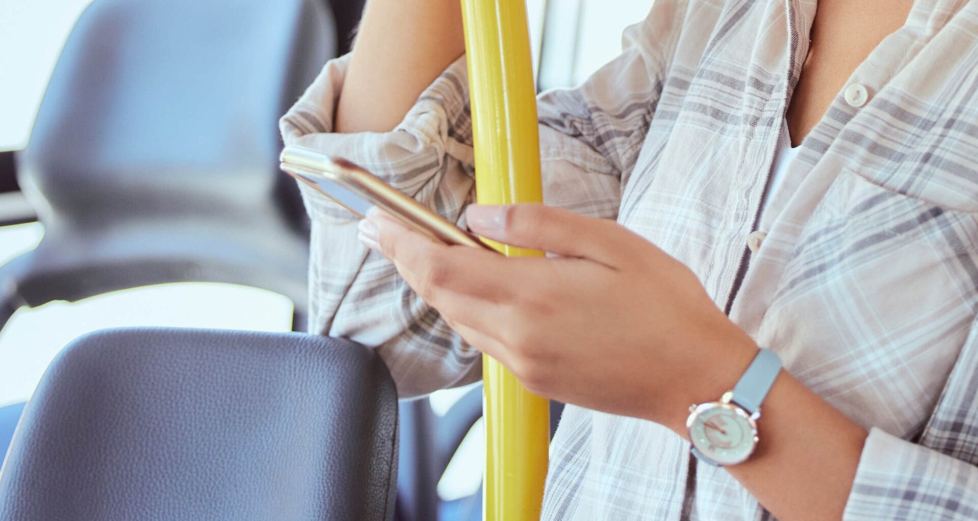 Att spela hög musik på
bussen kan stå dig dyrt