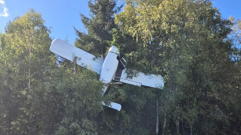 Flygplansolycka i Skånes Fagerhult – kvinna till sjukhus | Sverige