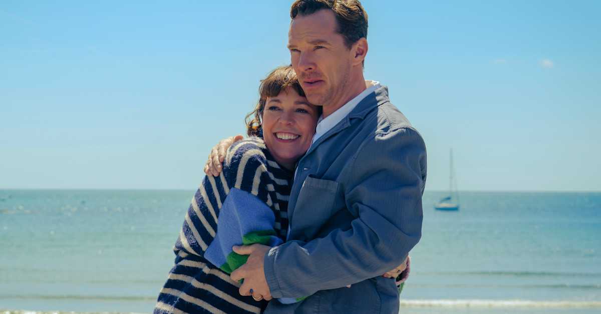 Recension: The Roses – skarpt, smart och roligt när Benedict Cumberbatch och Olivia Colman gör skilsmässo­komedi | Kultur