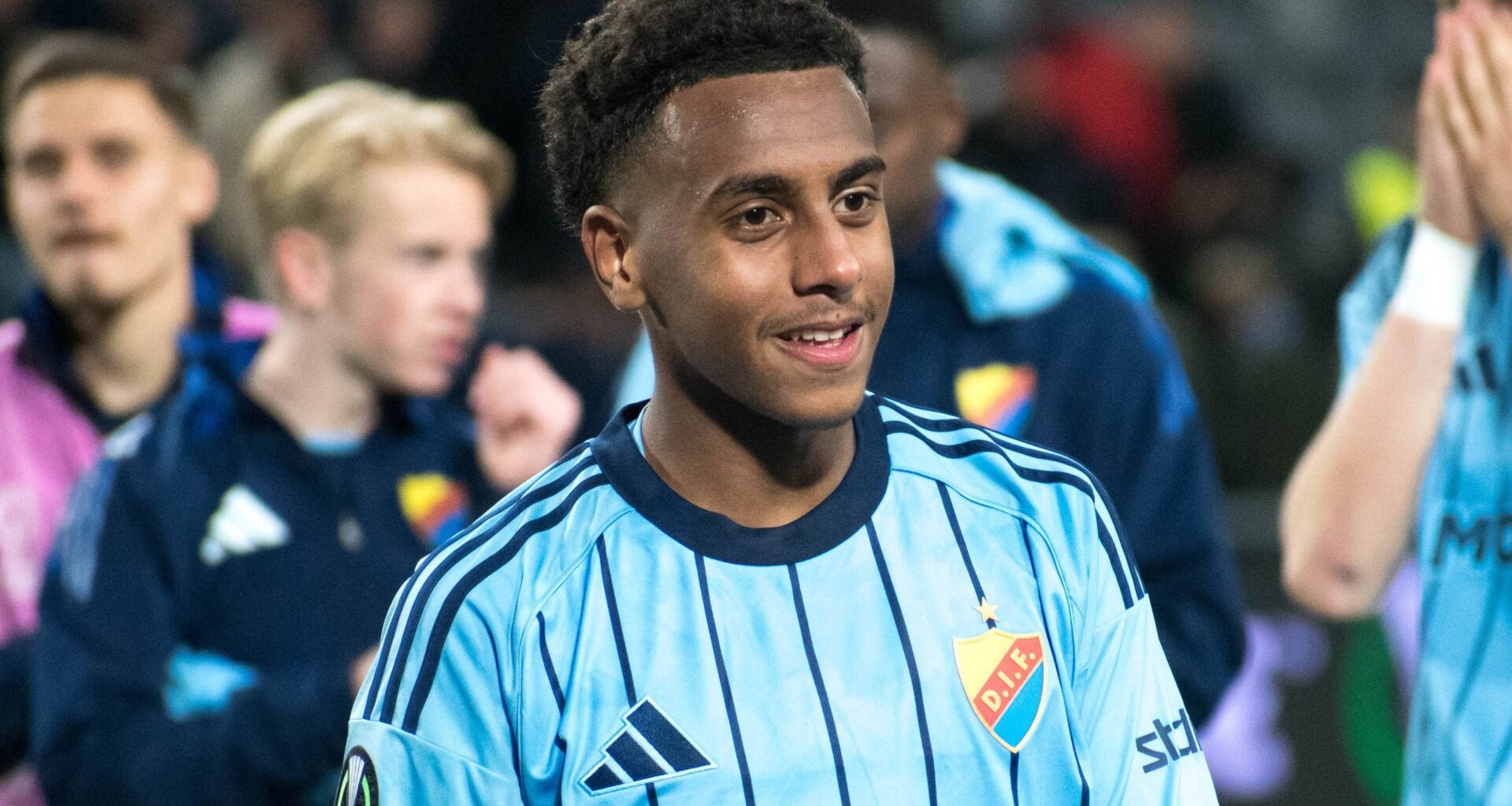 Isak Alemayehu nära en flytt till QPR