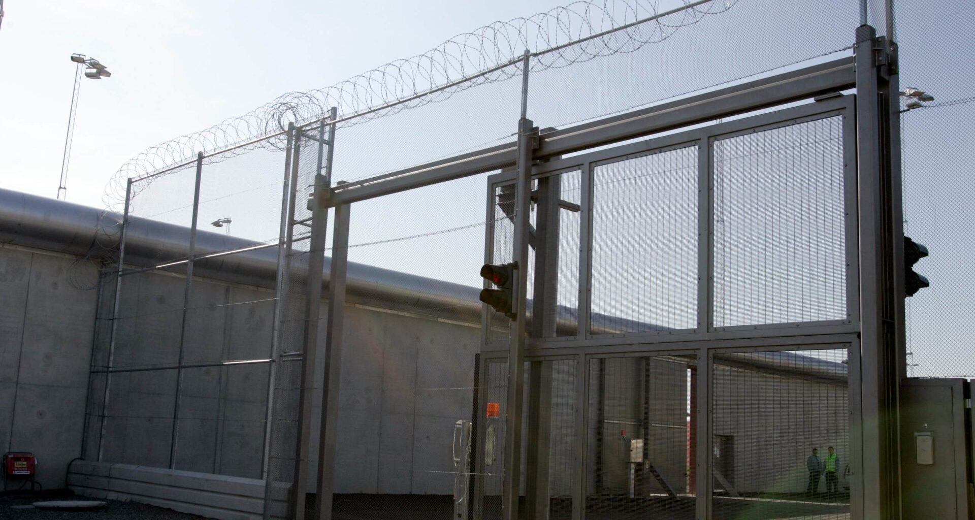 Fångvaktare på Salberga klarar inte närkamp