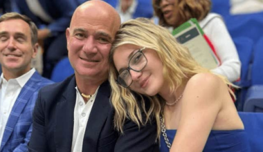 Stjärnparets dotter dyker plötsligt upp | Tennis