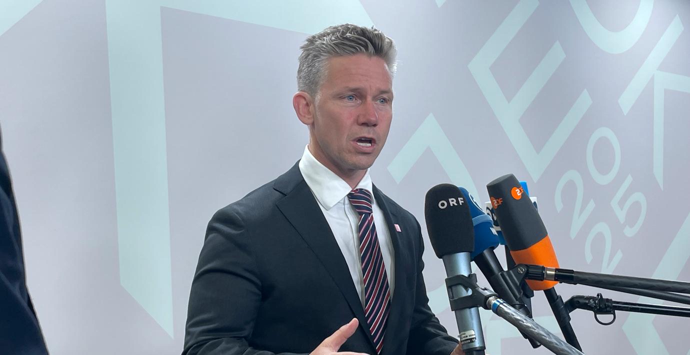 Sverige försöker sälja Jas Gripen till Peru