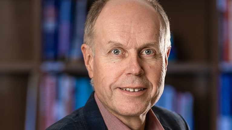 Porträtt på Pekka Salomaa på Energiindustrin.