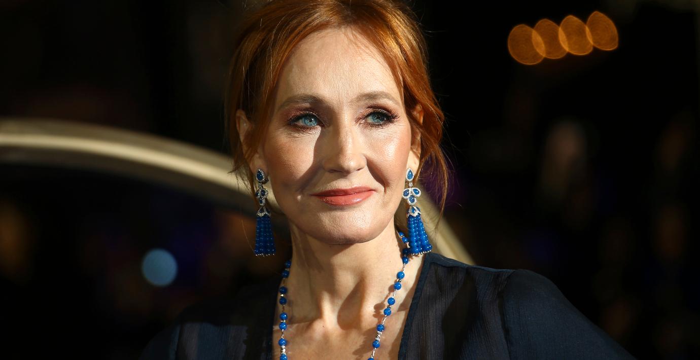 Pris ställs in – nominerad stöttar JK Rowling