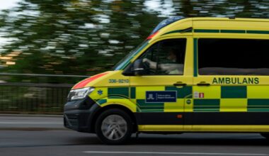 Man till sjukhus – fick fallande hantel i huvudet