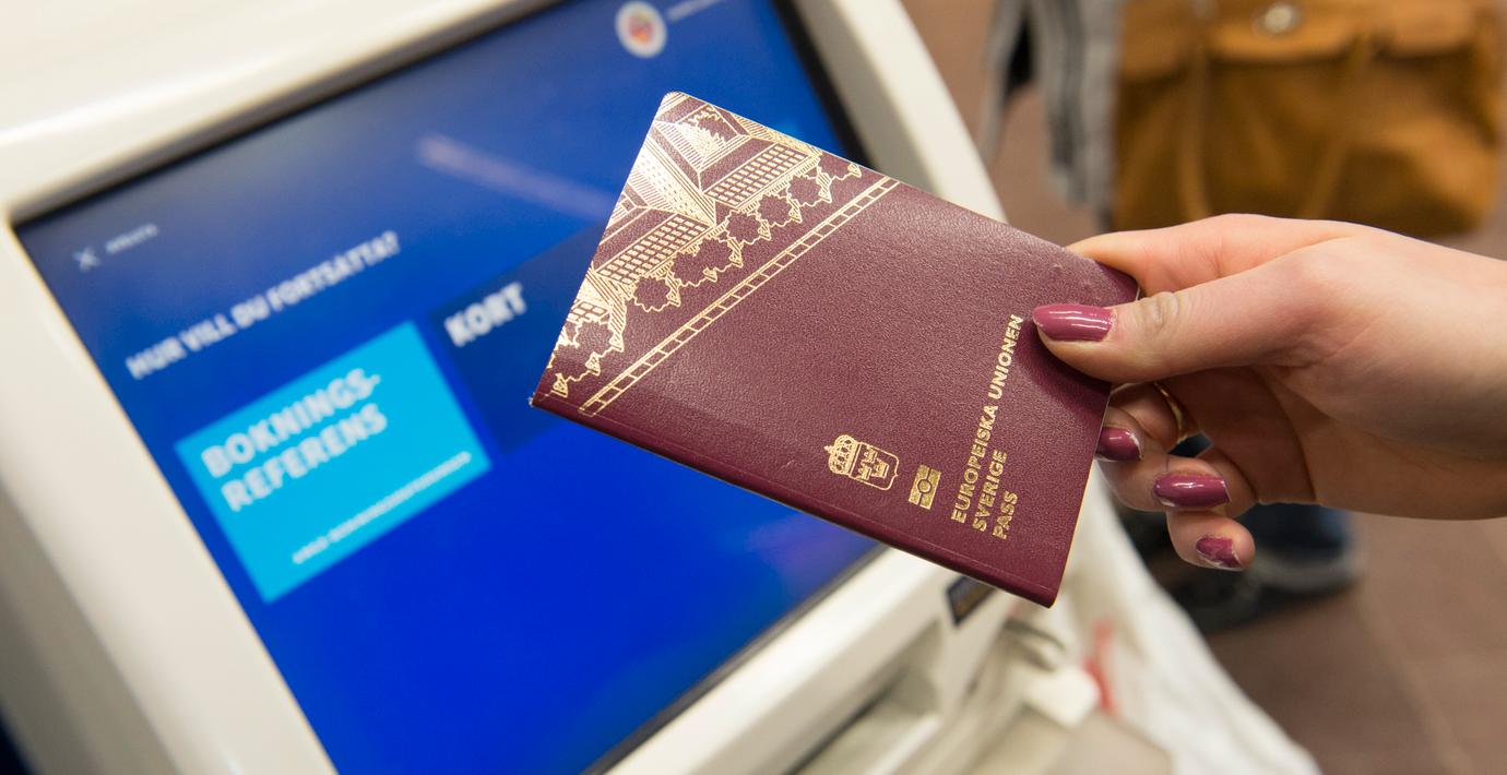 Expert efter hotelläckan: ”Makulera ditt pass”