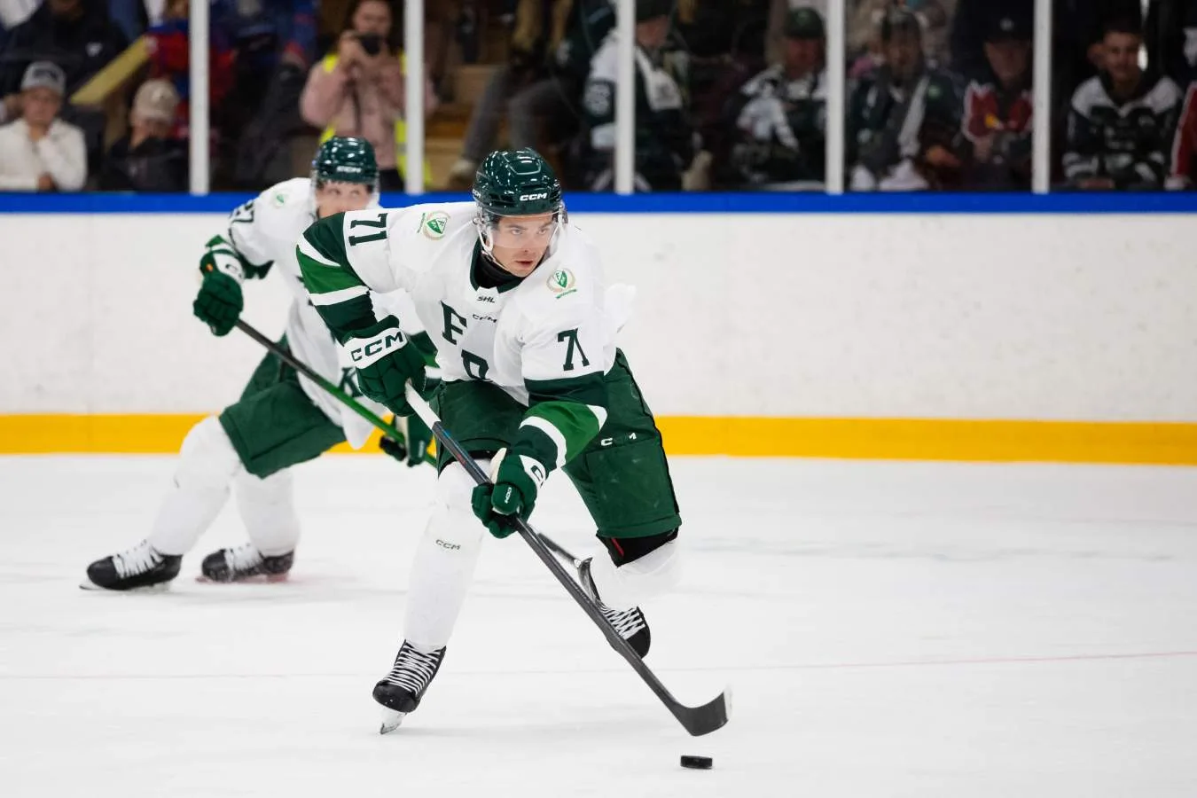 Färjestads Viktor Lodin berättar – har slutat med alkohol