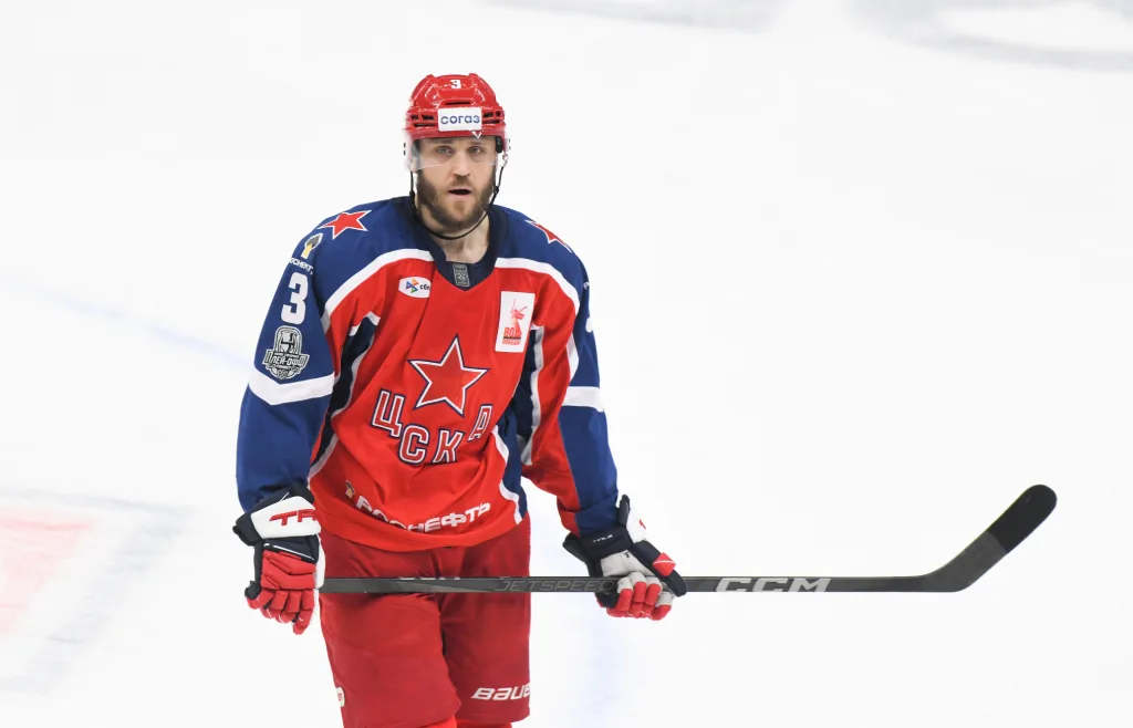 KHL-svensken: "Tråkigt att de är så hårda mot oss"