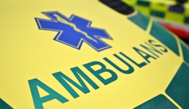 35-årig mopedförare död efter krock med buss