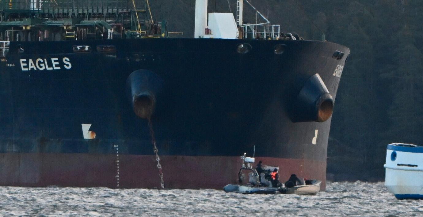 Olycka när kablarna i havet slets av