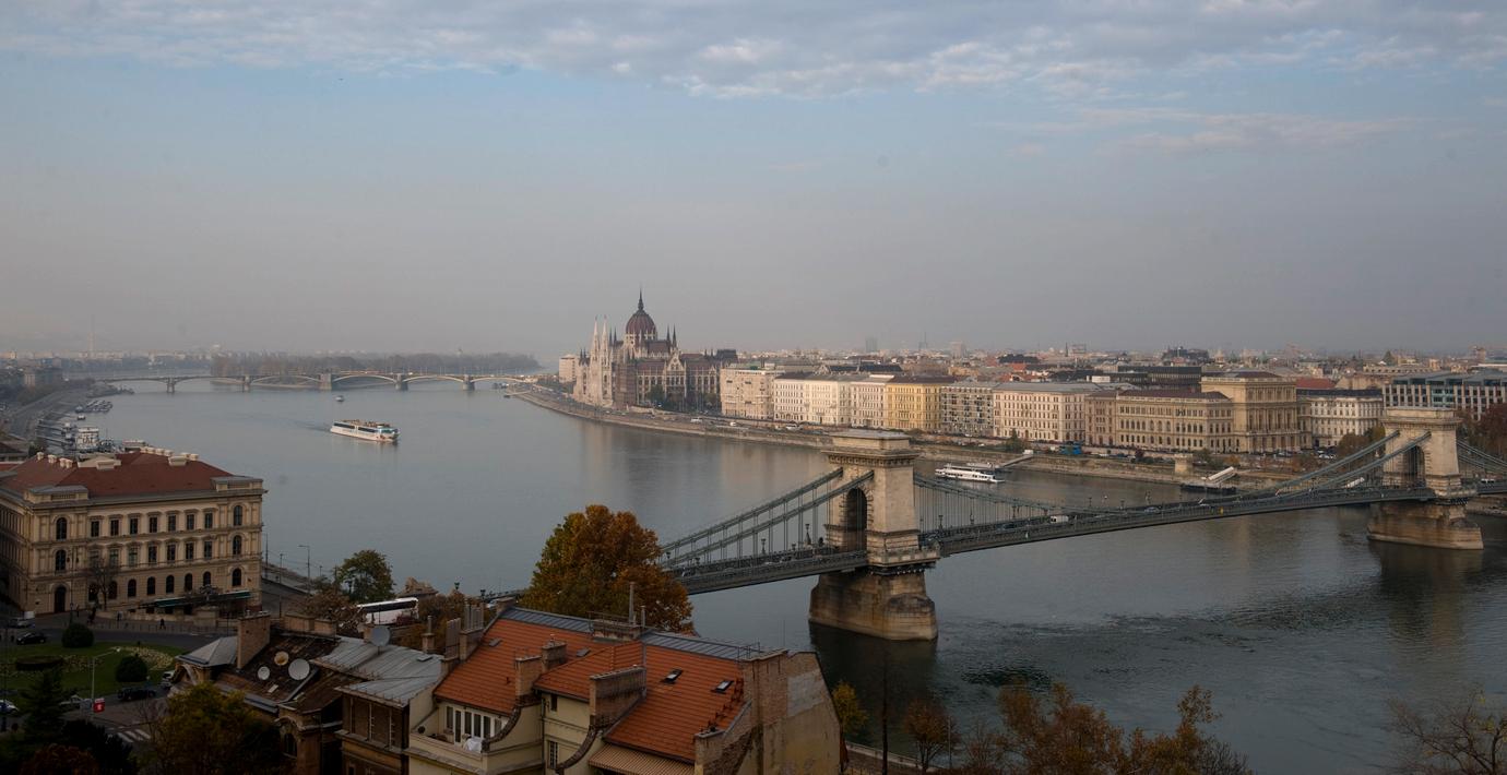 Expert: Budapest favorit för Putin-Zelenskyj-möte