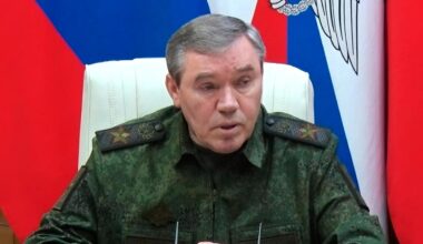 Rysslands försvarschef: Inget stopp på kriget