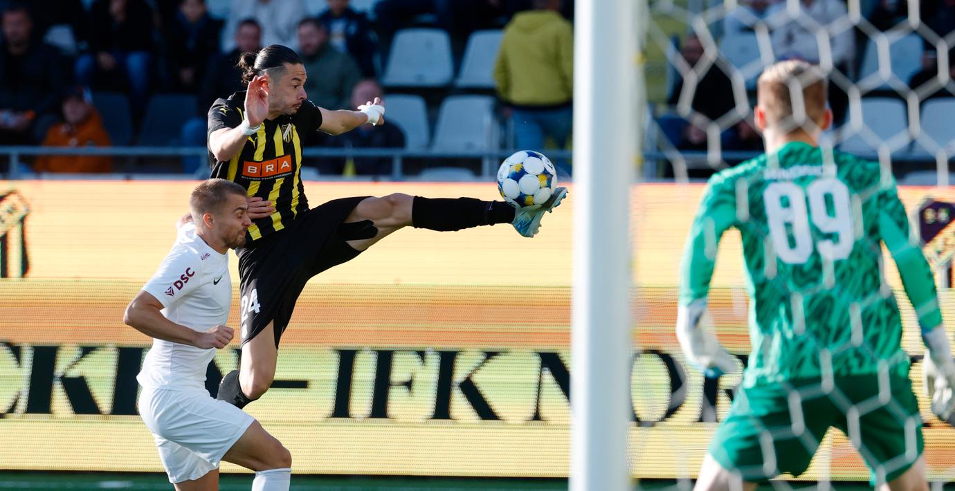 Layouni med fem assist i Häckens galna storseger