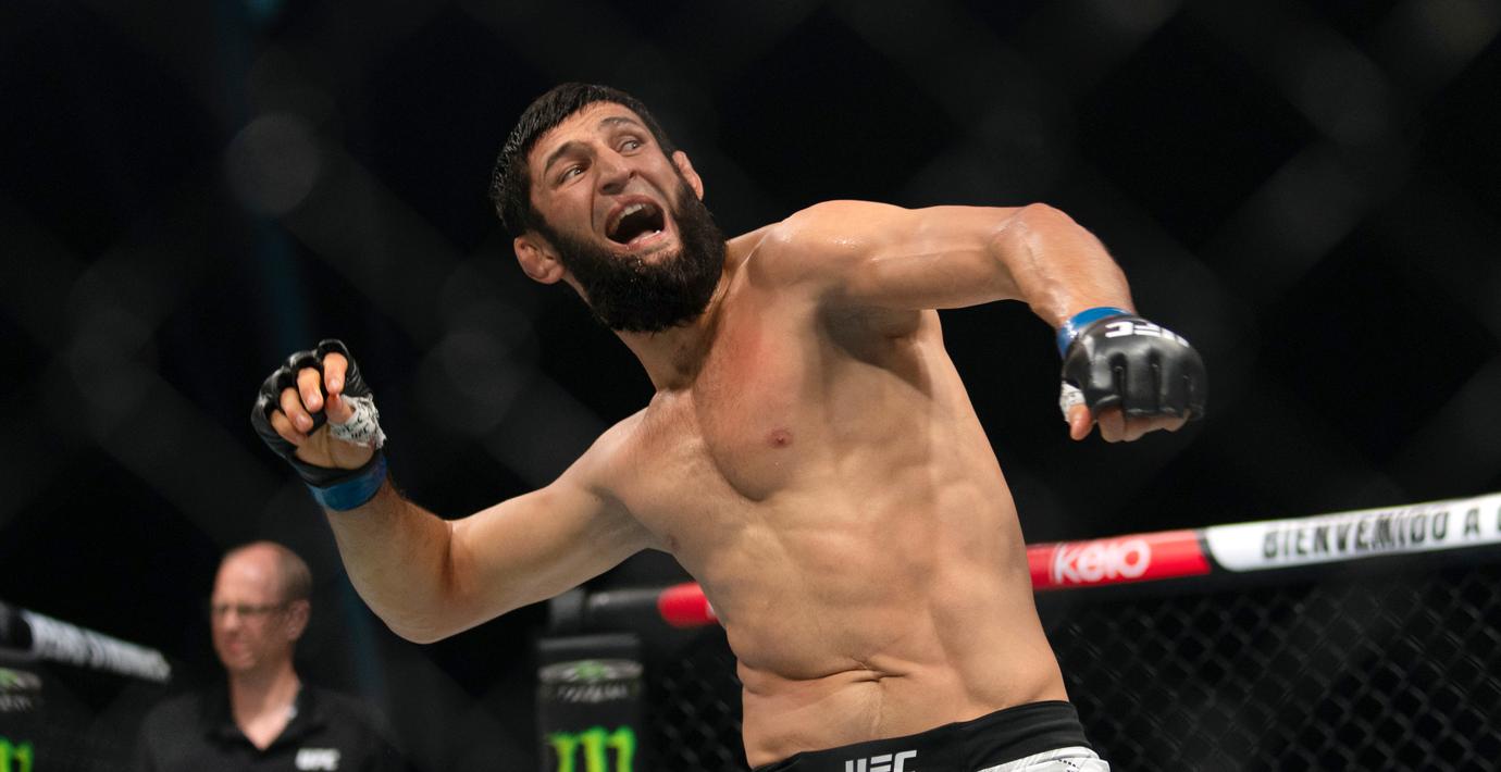 Sverigeprofilen Khamzat Chimaev ny UFC-mästare