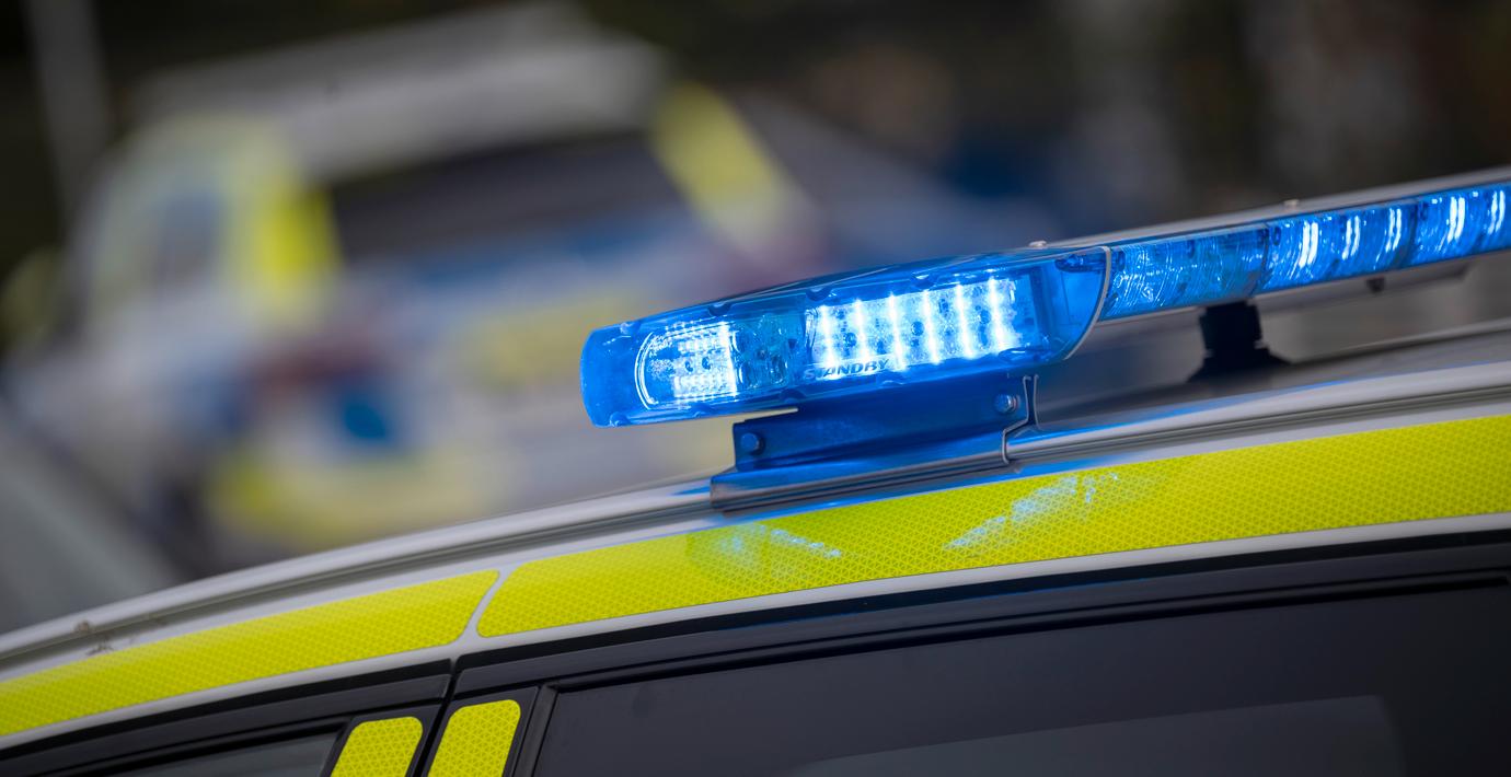 Pojke kidnappades utanför polishus – sju åtalas