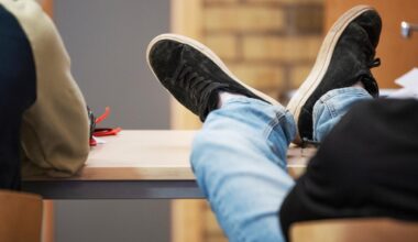 Svenskfödda elever sämre i skolan