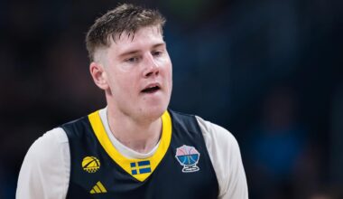Svensken: Domarna ger NBA-stjärnor fördelar