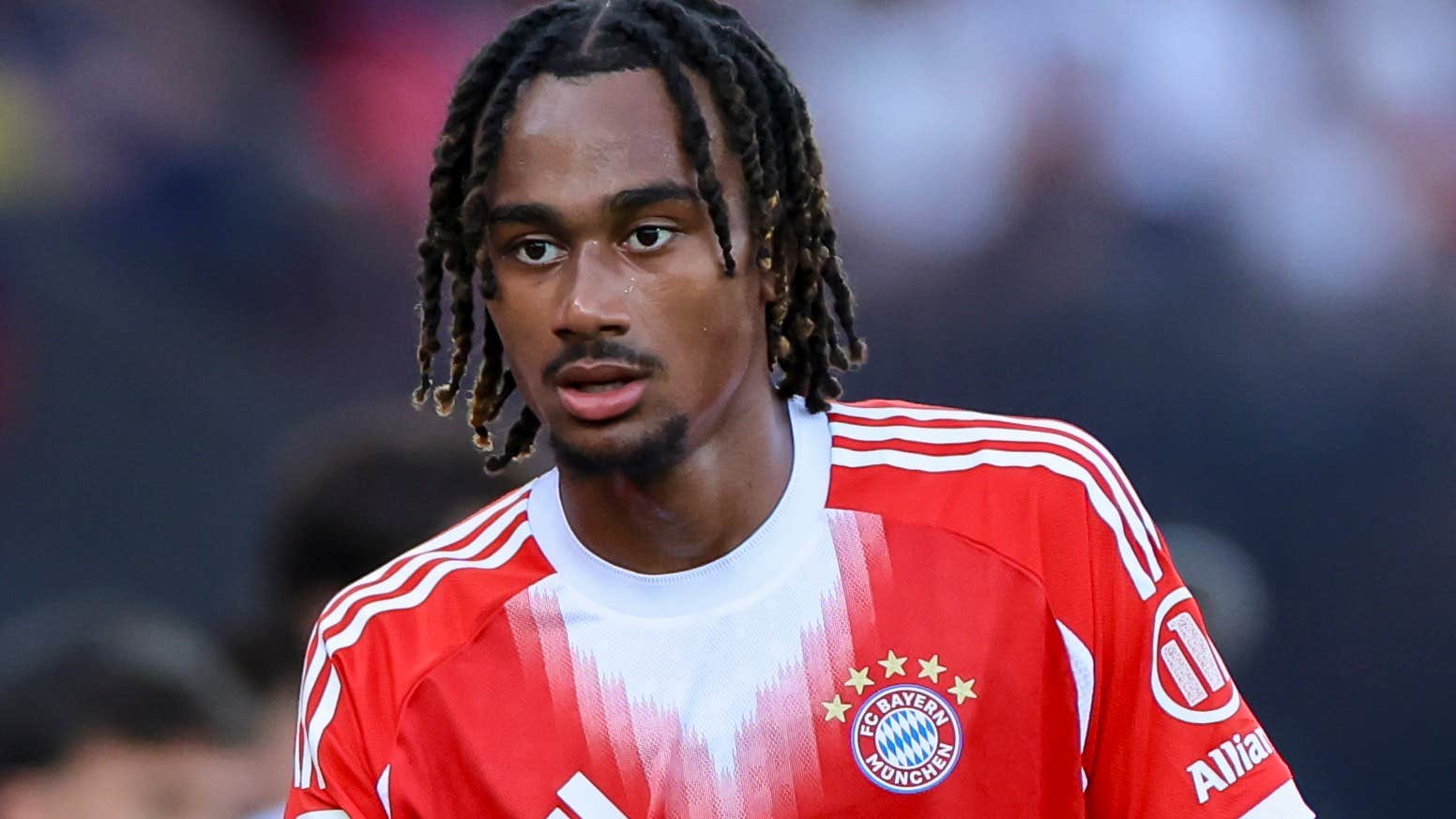 Affären i kras efter
kamp mot klockan | Bundesliga