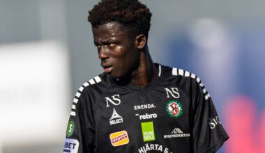 Gais värvar Blessing Asumang från Örebro SK