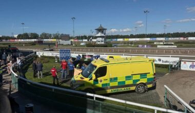 Häst skenade på Jägersro
– sex personer skadade | Trav