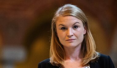 Clara Lindblom (V) erbjöds att bli vice vd på Micasa