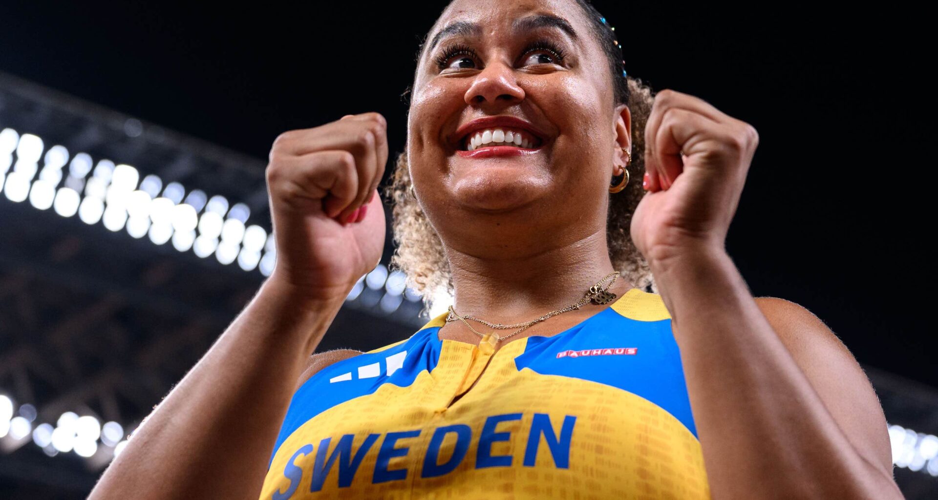 Dubbla svenska rekord av Vanessa Kamga i VM-finalen | Friidrott