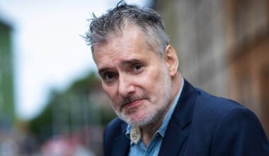 Thorsten Flinck fick inte låna toan – hotade kafépersona • Döms
