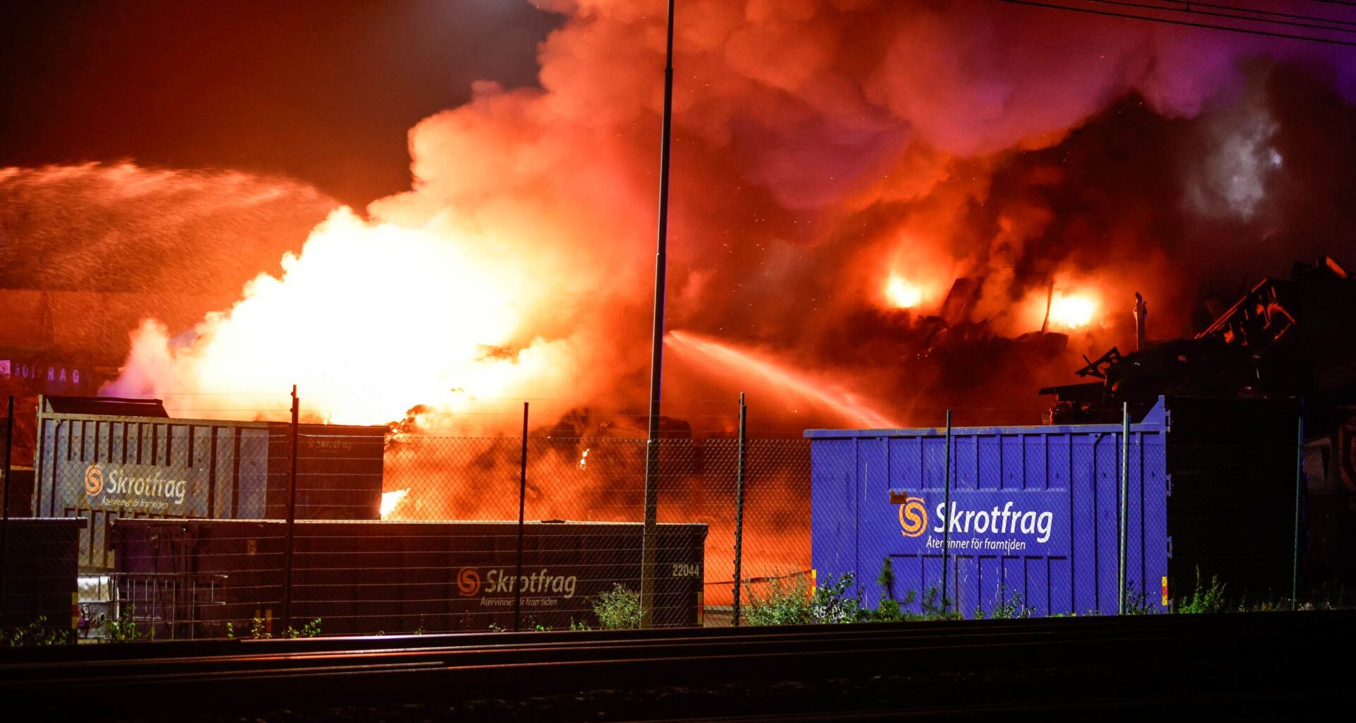 Storbrand på skrot i Agnesberg i Göteborg – VMA utfärdat
