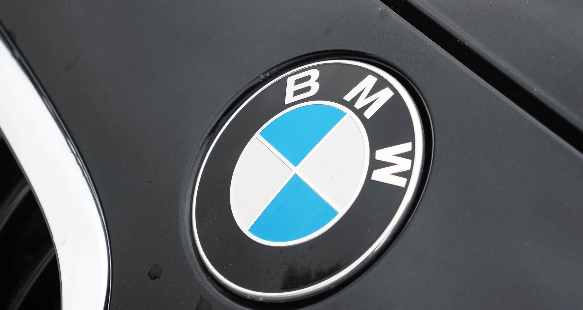 BMW återkallar över 300 000 bilar – brandrisk
