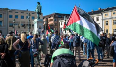 Fyra av tio väljare vill se hårdare kritik mot Israel