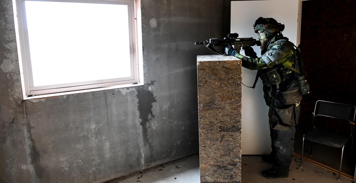 Hemvärnssoldat död i polisolyckan: ”Förlorat en vän”