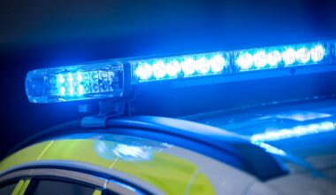 Bostad beskjuten i Västerås – polis på plats