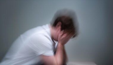 Färre begick självmord förra året