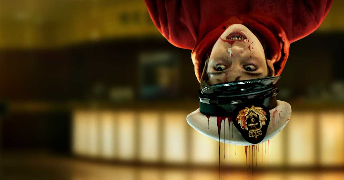 Vampyrer och ännu en Skarsgård tar över Sverigebåten i Mats Strandbergs skräckserie Färjan | Kultur