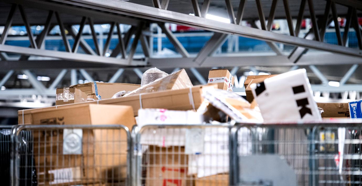 70 000 paket fast i haveri hos Postnord