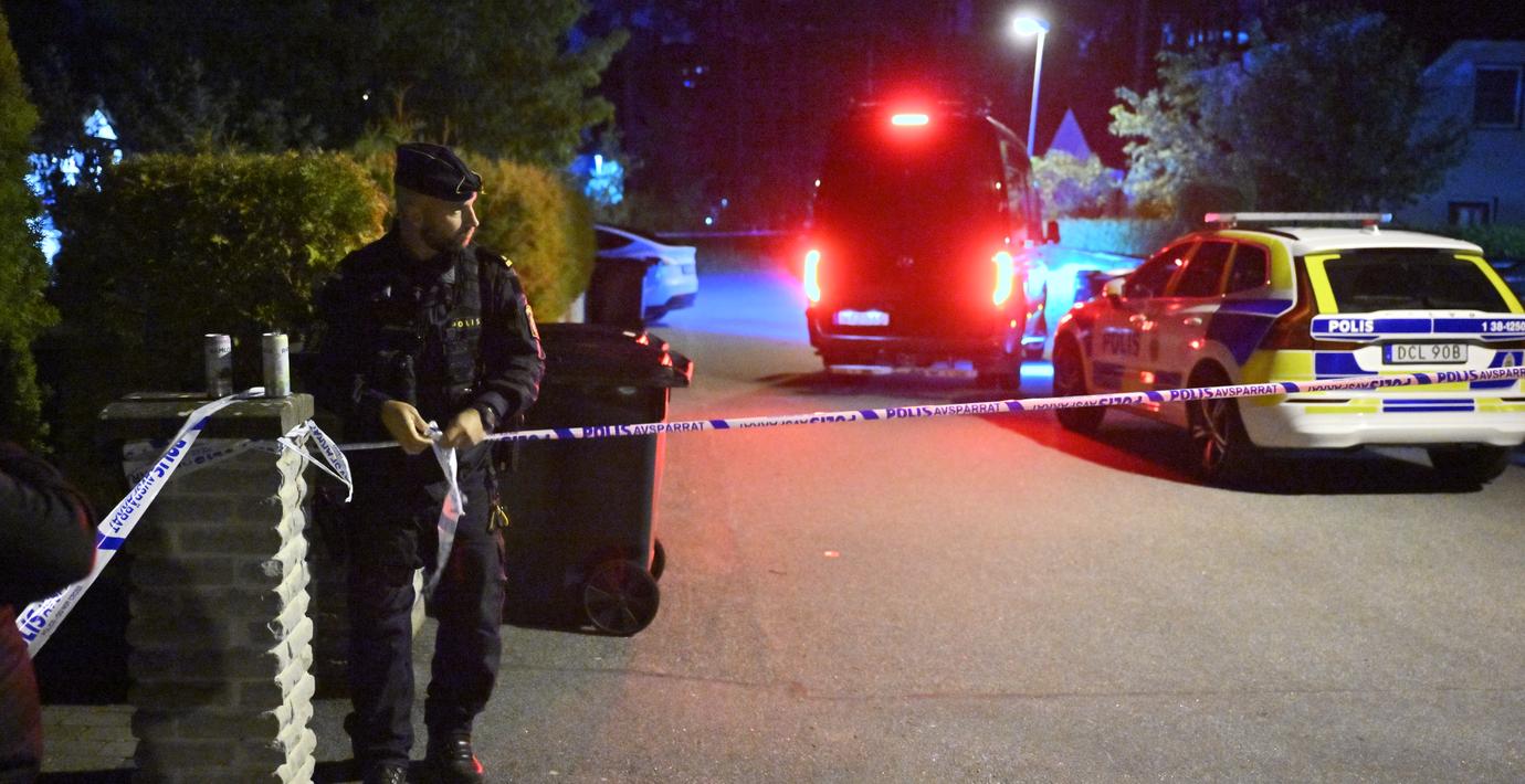 Explosion i radhusområde i Södertälje