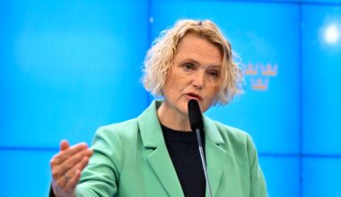 C-ledaren underkänner S och Tidös klimatpolitik