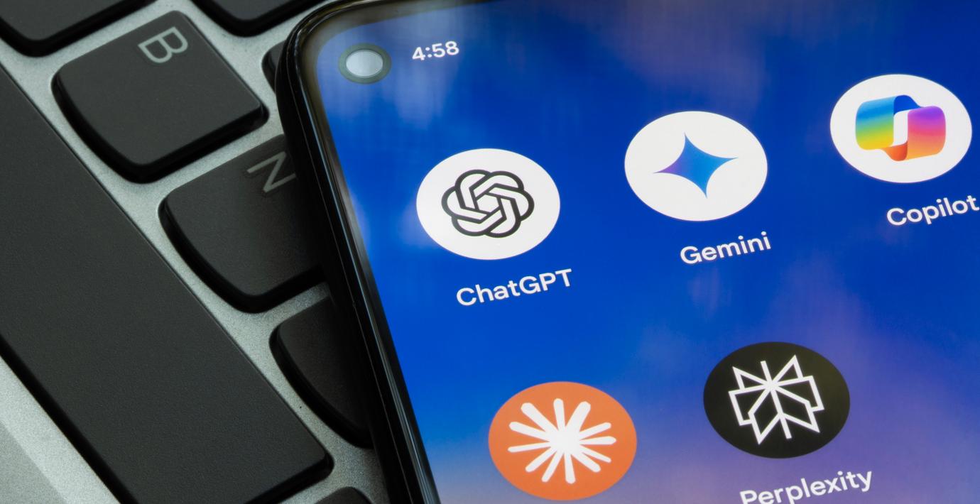 Nedladdningar av Gemini knappar in på Chat GPT