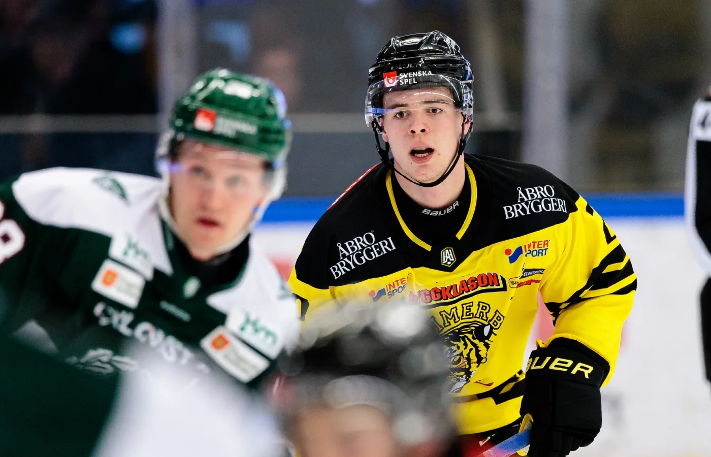 Satsande toppklubben lånar från SHL-klubb - hockeysverige.se
