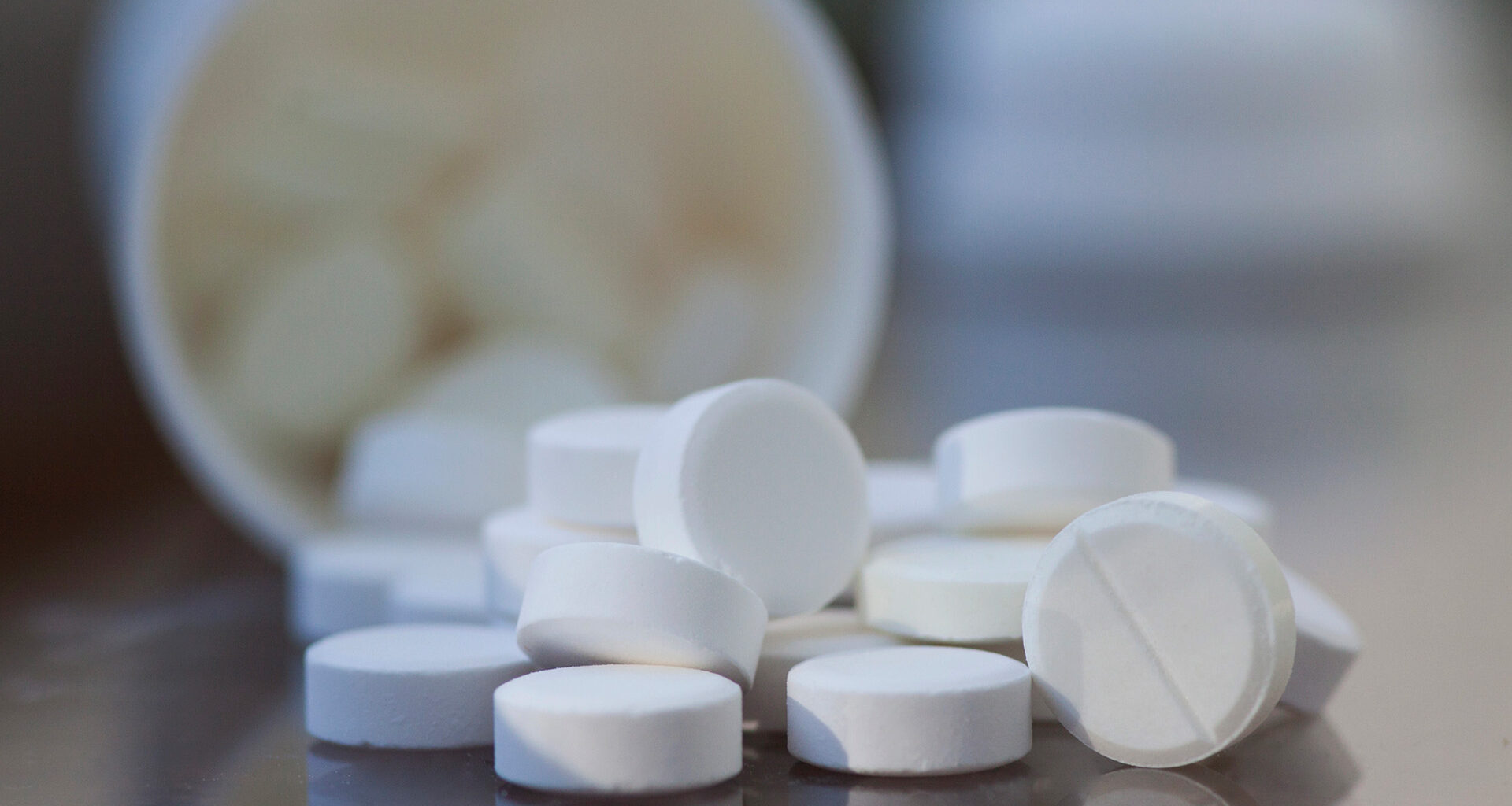 Aspirin minskar risken för återfall vid tarmcancer