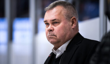 ”Strumpan” lämnar – efter schism med ledningen