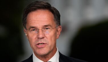 Ryska flyg kan skjutas ner i Natos luftrum