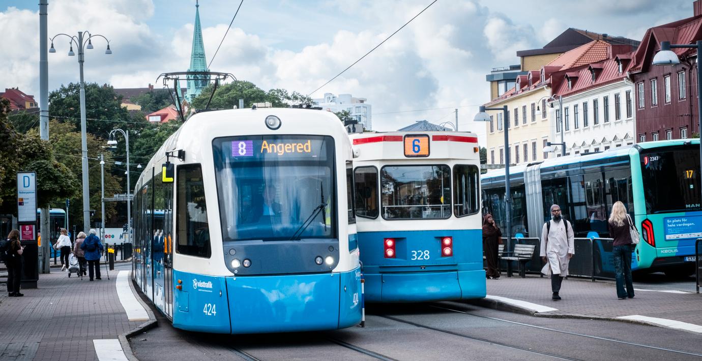 Bluff-sms varnar för beväpnade män i Göteborg